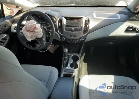 2019 Chevrolet Cruze Ls z USA, uszkodzony, nr VIN 1G1BC5SM6K7114827